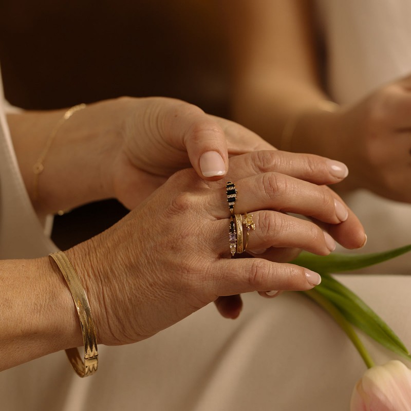 Solid Gold Bold Mesh Bracelet